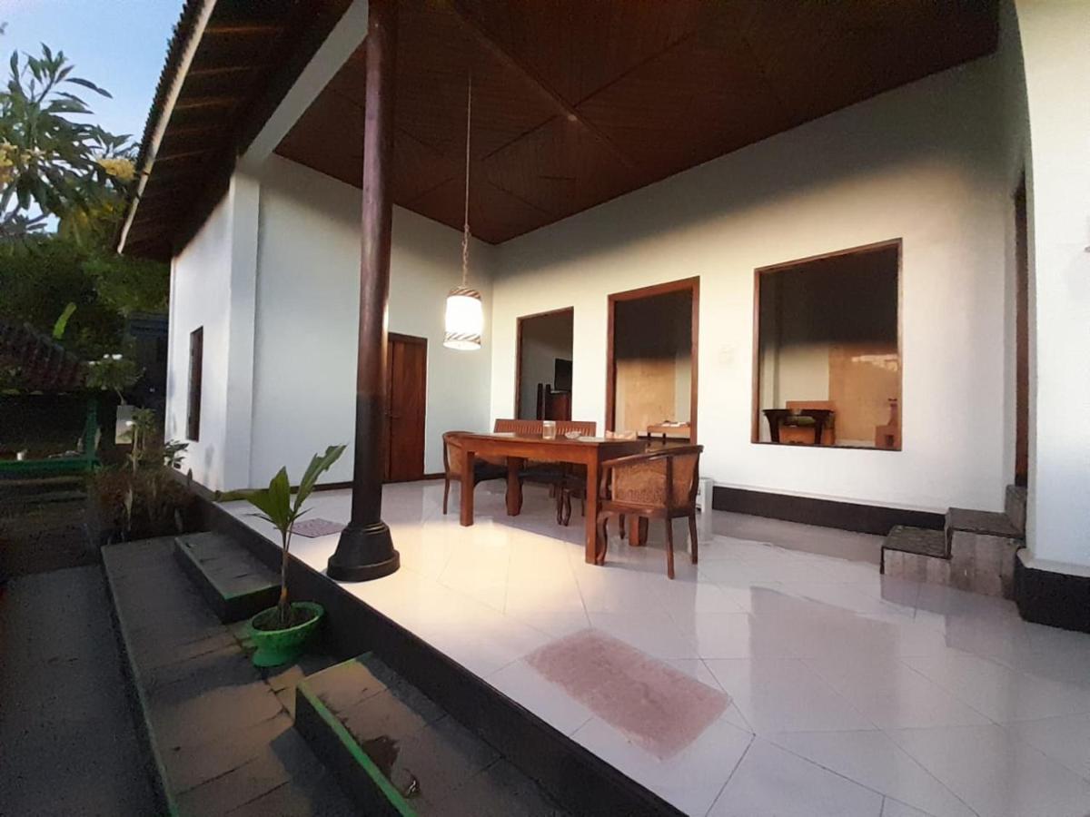 Sasak Lebung Home Сенггиги Экстерьер фото